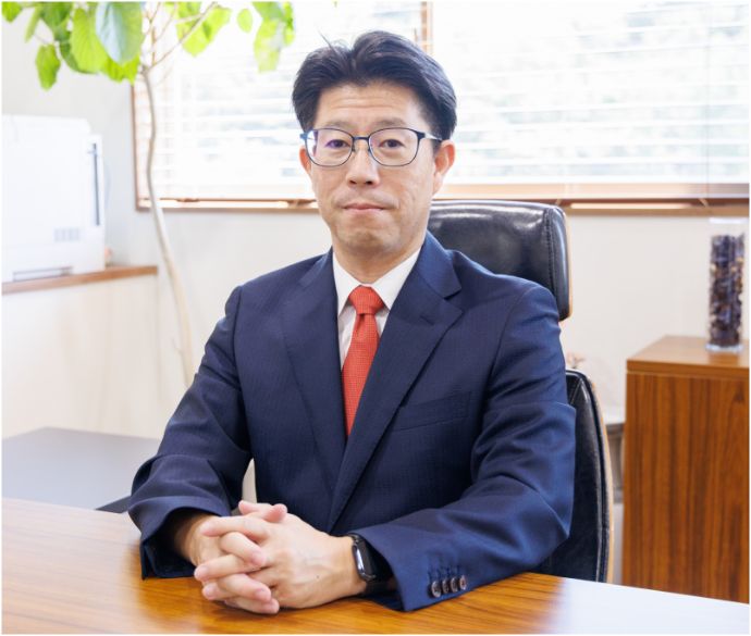 Chikahito Matsushita, CEO.
