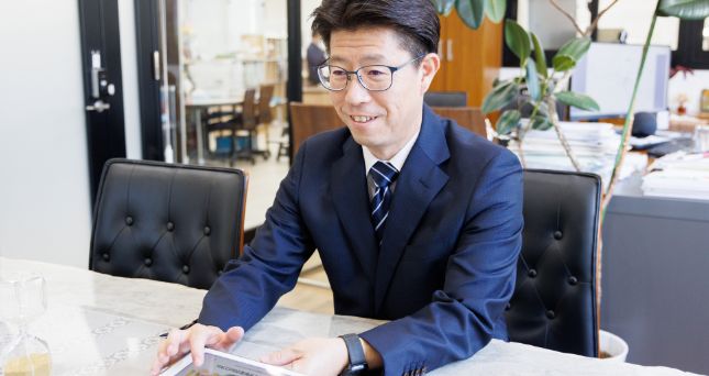 Chikahito Matsushita, CEO
